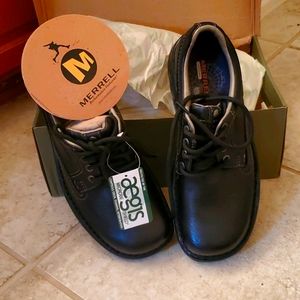 New In Box never worn Merrell leather shoes  8